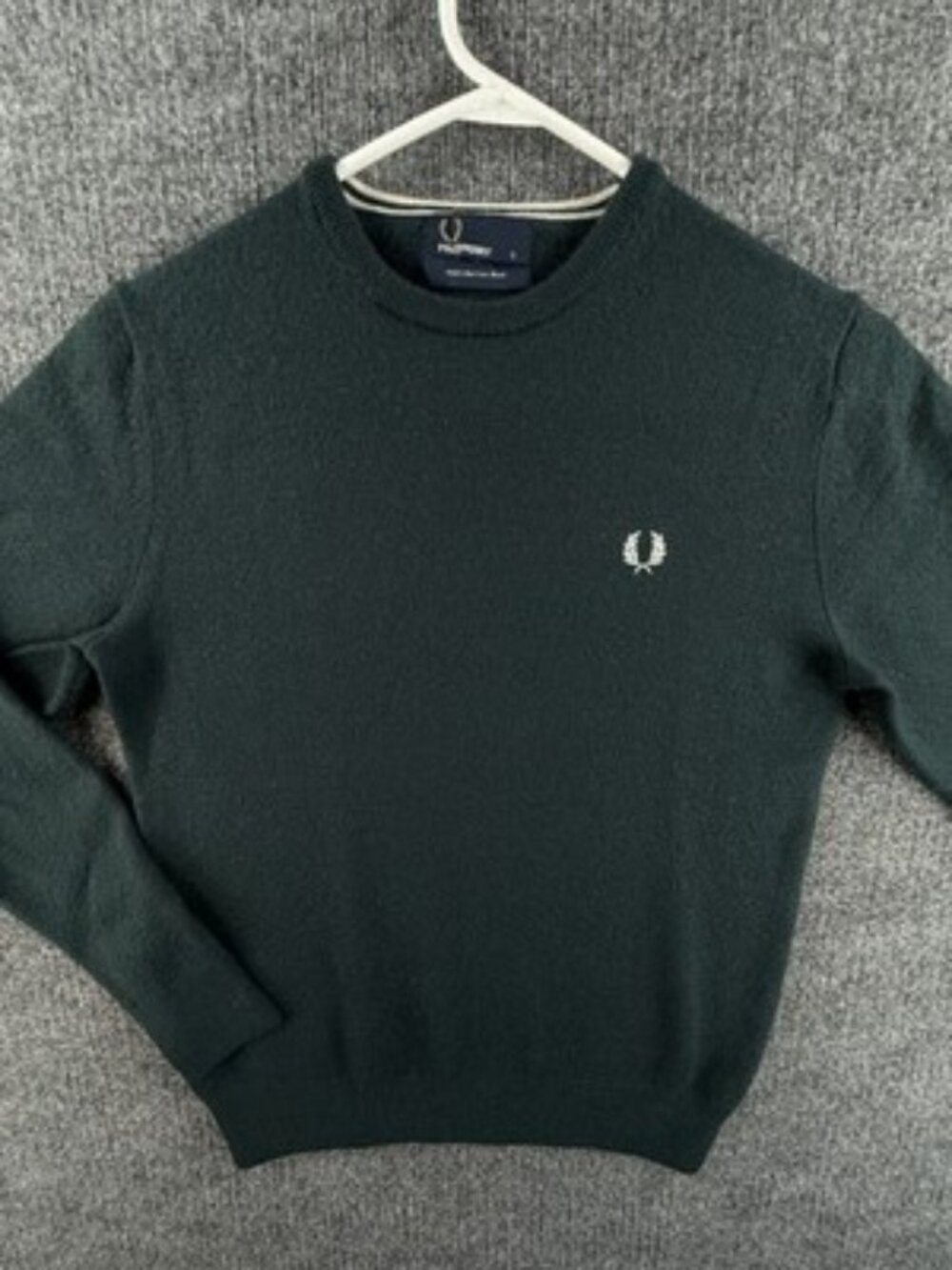 Fred Perry Men Small Pullover Green Crew Neck Wool Logo Sweater Preppy Solid